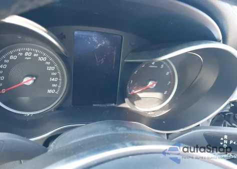 2015 Mercedes-Benz C 300 4Matic/Luxury 4Matic/Sport 4Matic из США, поврежденный, VIN 55SWF4KB8FU033271